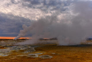 Sunrise on the geysers